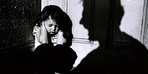 வாட்ஸ் அப் குழுவில் ஆபாச படம் : சென்னையில் சிபிஐ சோதனை