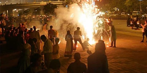 தமிழக அரசு தீபாவளி போனஸ் அறிவிப்பு... எவ்வளவு தெரியுமா..?