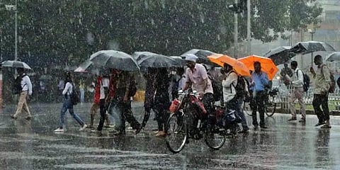 14 மாவட்டங்களில் கனமழைக்கு வாய்ப்பு - சென்னை வானிலை மையம்