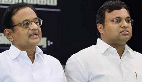 ஐஎன்எக்ஸ் முறைகேடு வழக்கு: சிதம்பரம், கார்த்தி சிதம்பரம் மீது குற்றப்பத்திரிகை தாக்கல்