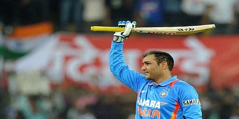 “களத்திற்கு உள்ளே மட்டுமல்ல வெளியேவும்...”- வாழ்த்து மழையில் நனையும் சேவாக்..!