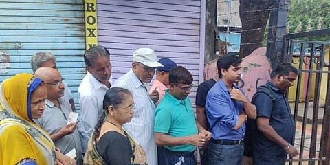 மகாராஷ்டிரா, ஹரியானா தேர்தல்: மக்கள் ஆர்வமுடன் வாக்களிப்பு