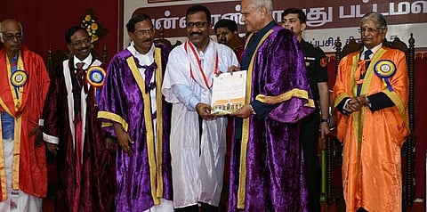 ‘தமிழ் திரைப்படங்களில் நகைச்சுவை’ - ஆய்வு செய்து டாக்டர் பட்டம் பெற்றார் சார்லி