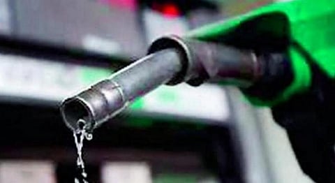 பிஎஸ்என்எல், எம்டிஎன்எல் நிறுவனங்கள் ஒன்றிணைக்கப்படுகிறது: மத்திய அமைச்சரவை ஒப்புதல்