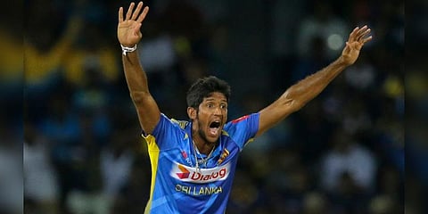 டி-20 கிரிக்கெட்டில் இலங்கை பந்துவீச்சாளரின் ’வள்ளல்’ சாதனை!