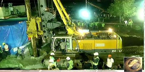 சுஜித்தை மீட்க பஞ்சாப் விவசாயிகள் இருவர் வருகை