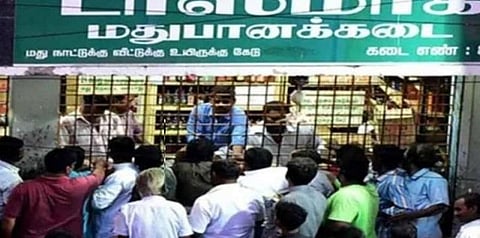 தீபாவளிக்கு ரூ.456 கோடிக்கு மது விற்பனை - ‘குடிமகன்’கள் சாதனை