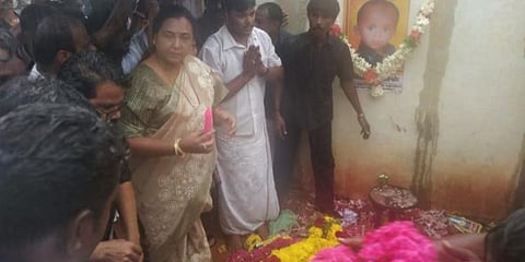 “எத்தனை கோடி கொடுத்தாலும் சுஜித்துக்கு ஈடாகாது” - பிரேமலதா விஜயகாந்த்