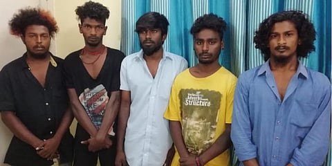 பேக்கரியில் தின்பண்டங்களை வாங்கிவிட்டு தகராறு : சேலத்தில் 5 ரவுடிகள் கைது