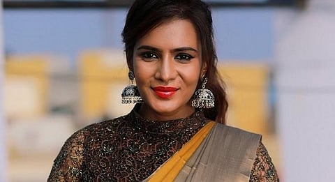 நடிகை மீரா மிதுன் மீது போலீசார் வழக்குப்பதிவு