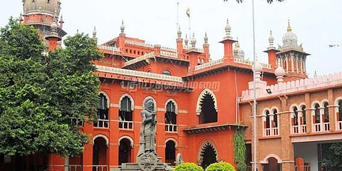 ஜெயலலிதா திரைப்படம்: 3 இயக்குநர்களுக்கு நோட்டீஸ்