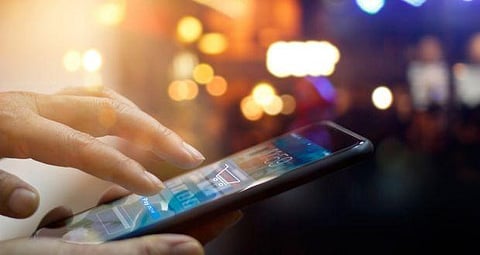 ஆபத்தாகும் ஆன்லைன் வீடியோ செயலிகள் : மனநிலை பாதிப்பு முதல்.. மரணம் வரை.!