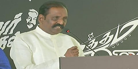 கலை ஆசானாக, பாலசந்தரை கொண்டாடியவர் கமல்ஹாசன்: வைரமுத்து