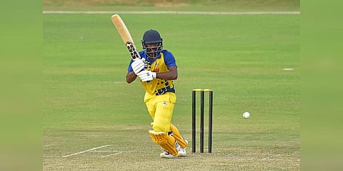 அபராஜித் அபாரம், ஏமாற்றிய முரளி விஜய்: வென்றது தமிழகம்!