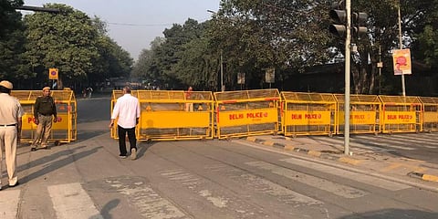 அயோத்தி தீர்ப்பு வெளியாவதன் எதிரொலி : உச்சநீதிமன்ற பகுதியில் 144 தடை உத்தரவு