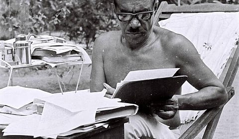 கதைகளின் சுல்தான் ‘வைக்கம் முகம்மது பஷீர்’ - வாழ்க்கை வரலாறு.