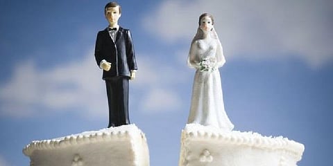 ''மாப்பிள்ளை எண்ணுக்கு புகைப்படத்தை அனுப்பு'': மணமகளின் திட்டத்தால் நின்றுபோன திருமணம்!