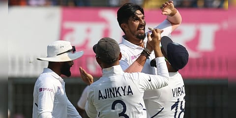 முதல் டெஸ்ட்: 3 விக்கெட்டை இழந்து பங்களாதேஷ் தடுமாற்றம்!