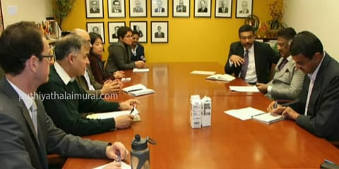 உலக வங்கி அதிகாரிகளுடன் துணை முதலமைச்சர் ஓ.பி.எஸ் ஆலோசனை