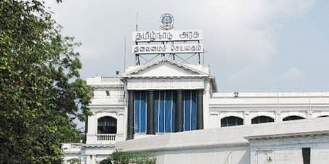 ஐ.ஏ.எஸ் அதிகாரிகள் இடமாற்றம் - தமிழக அரசு உத்தரவு