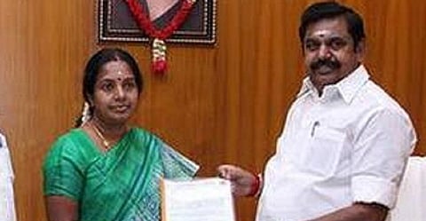 “கொடிக்கம்பம் விழுந்து காலை இழந்த பெண்ணுக்கு உதவுங்கள்”-முதல்வருக்கு வானதி சீனிவாசன் வேண்டுகோள்