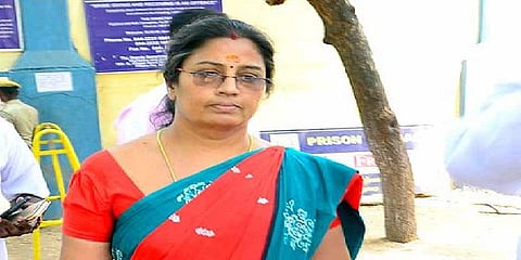 நிர்மலாதேவியின் ஜாமீன் ரத்து..! பிடிவாரண்ட் பிறப்பித்து நீதிமன்றம் உத்தரவு