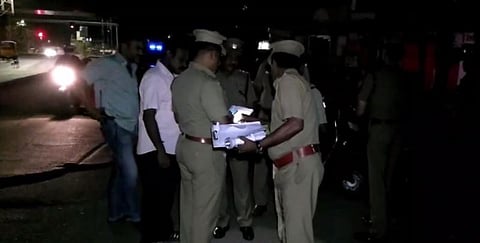 தகாத உறவு விவகாரம்: ஆட்டோ டிரைவர் சரமாரியாக வெட்டிக்கொலை!