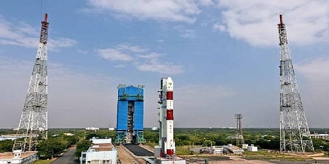 14 செயற்கைக் கோள்களுடன் விண்ணில் பாய தயாராகும் பிஎஸ்எல்வி- சி 47 ராக்கெட்..!