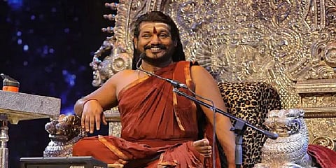 நித்தியானந்தா ஆசிரமத்தில் பெண் குழந்தைகள் அடைத்துவைப்பு?