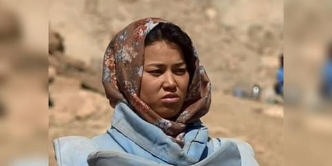 கண்ணி வெடிகளை கண்டறிந்து செயலிழக்க செய்யும் பணியில் வீரபெண்மணிகள்..!