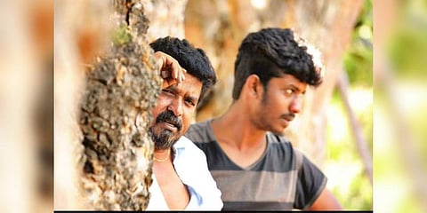 மகனை ஹீரோவாக்கும் ’ரேனிகுண்டா’ பன்னீர் செல்வம்!