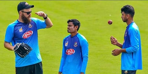 பகலிரவு டெஸ்டில் கோலி டி20 போல ஆடுவார்..! - டேனியல் வெட்டோரி