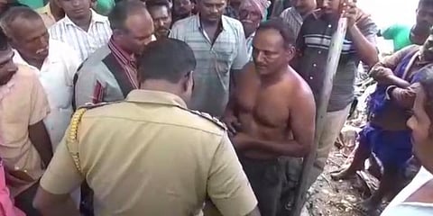 போலீஸ் என கூறி வாகன ஓட்டிகளிடம் பணம் பறித்தவருக்கு தர்ம அடி