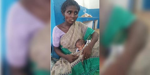 பெண் குழந்தையை விற்று ஆண் குழந்தைக்கு தங்கச் செயின் வாங்கிய தந்தை