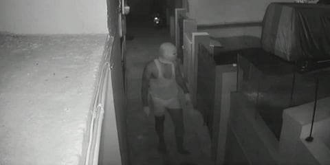 இரவில் உள்ளாடைகளோடு பயங்கர ஆயுதங்களுடன் திரியும் ‘மர்ம நபர்’ : போரூர் அருகே பரபரப்பு