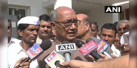 “அரசியலமைப்பை கேலிக்கூத்தாக்கும் செயல்” - திக்விஜய் சிங் காட்டம்