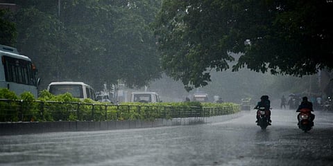 தென் தமிழக கடலோர மாவட்டங்களில் மழைக்கு வாய்ப்பு - வானிலை ஆய்வு மையம்