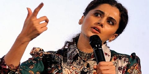 “ஏன் இந்தி மட்டும்.., தமிழிலும் பேசவா?” - கேள்வி எழுப்பியவரை அமைதியாக்கிய டாப்ஸி