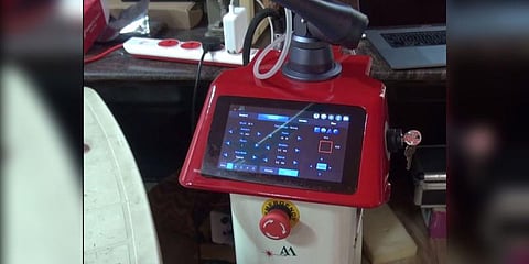 ஒரே எந்திர மென்பொருள் மூலம் 4 சிகிச்சைகள்.. கும்பகோண மருத்துவர் புதிய முயற்சி..!