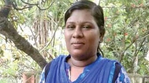 திருப்தி தேசாயுடன் வந்த பிந்து மீது மிளகாய் பொடி ஸ்ப்ரே தாக்குதல் !