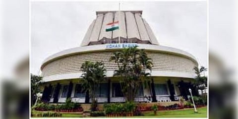 மகாராஷ்டிராவின் இடைக்கால சபாநாயகர் யார்? - பரிசிலனையில் 6 பேர்