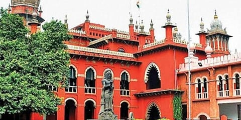 ஊழியர்கள் அலட்சியம்... திருமண வாழ்க்கையை பறிகொடுத்தவருக்கு ரூ.63 லட்சம் இழப்பீடு வழங்க உத்தரவு