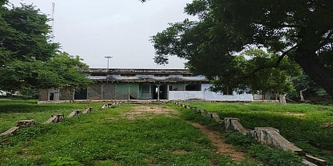 பாளையங்கோட்டையில் பாழடைந்து காணப்படும் வரலாற்று சிறப்புமிக்க கோட்டைகள்..!