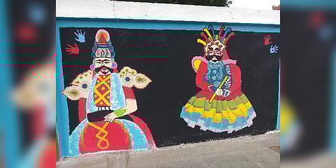 கண்களை கவரும் சுவர் ஓவியங்கள் - வண்ணமயமான சென்னை விமான நிலையம்