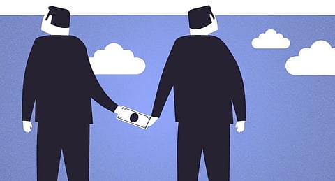 “தமிழகத்தில் அரசு பணிகளை நிறைவேற்ற அதிகாரிகளுக்கு 62% பேர் லஞ்சம்”- ஆய்வில் தகவல்