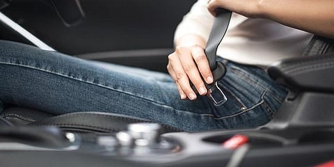 கார் விபத்துகளால் உயிரிழந்தவர்களில் 78% பேர் சீட் பெல்ட் அணியாதவர்கள்: புள்ளிவிவரத்தில் தகவல்