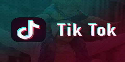 டிக்டாக்கில் தொடர்ந்து வீடியோ வெளியிட்ட மனைவியை கொன்ற கணவன்..!