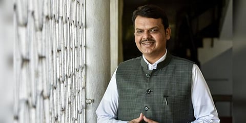 மும்பையில் வீடு தேடுகிறார் முன்னாள் முதல்வர் ஃபட்னாவிஸ்!