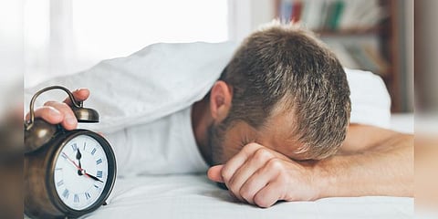 “9 மணிநேரம் தூங்கினால் ஒரு லட்சம் பரிசு” - சபாஷ்! சரியான போட்டி