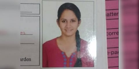 பல்கலைக்கழக விடுதியில் மாணவி தற்கொலை : சந்தேகம் இருப்பதாக தந்தை புகார்